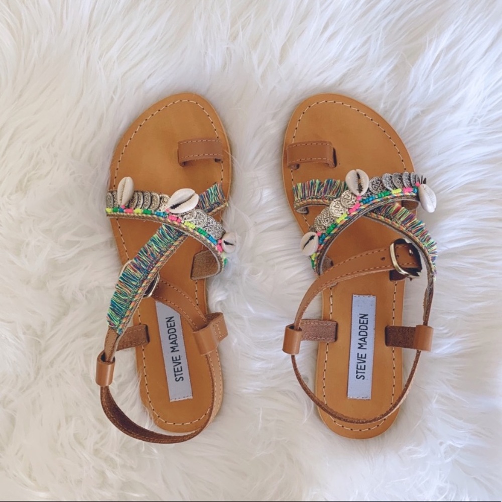 Steve Madden sea shell sandals! NWB